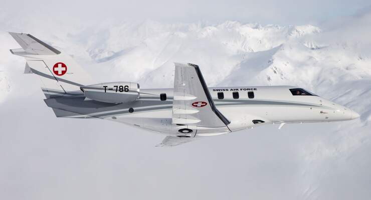 Schweizer Bundesrat übernimmt PC-24 - FLUG REVUE