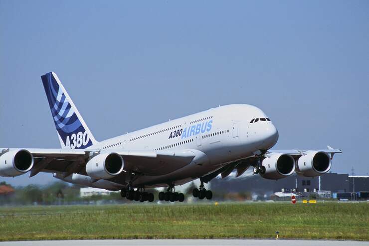 Erstflug des Airbus A380 am 27. April 2005 - FLUG REVUE